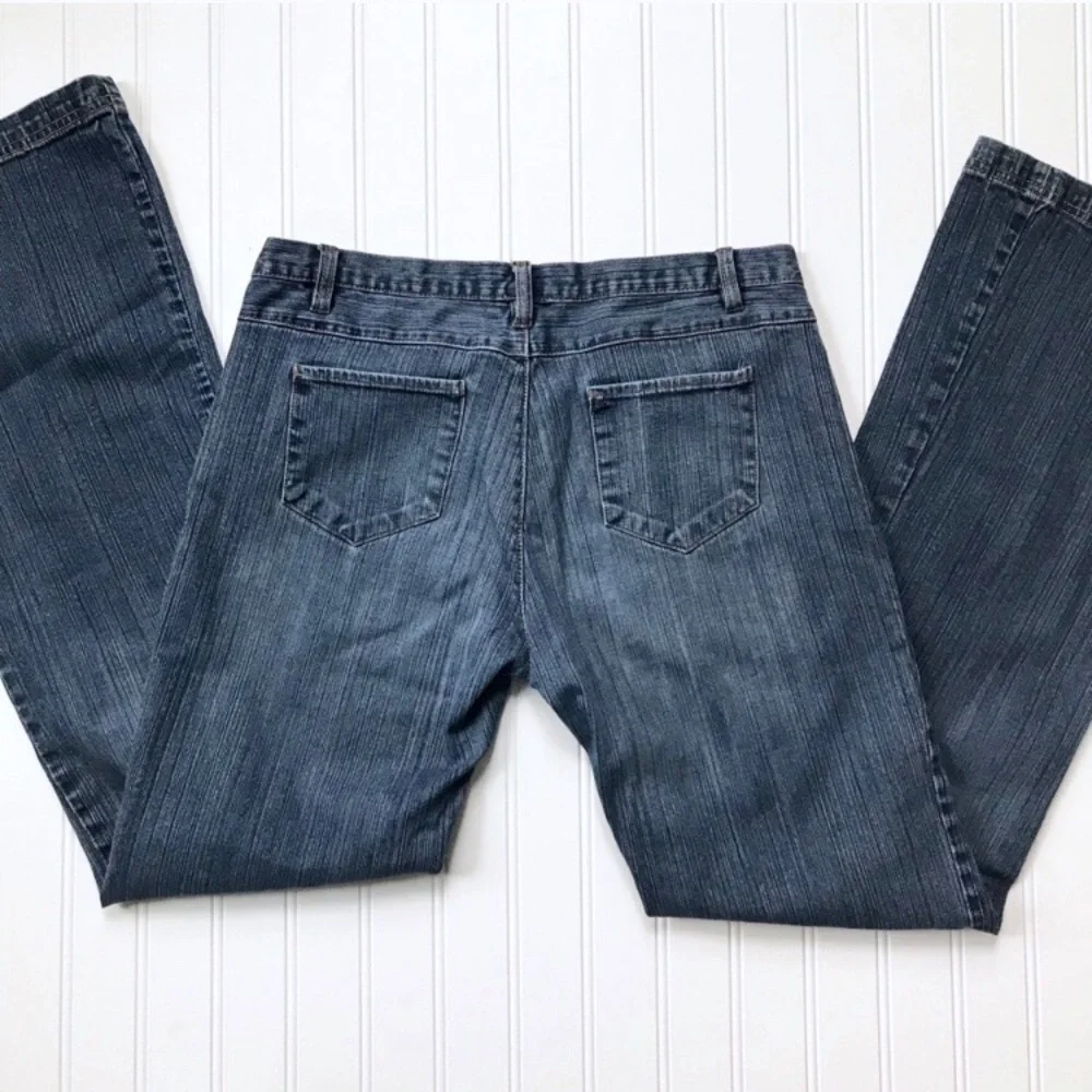 •Kenneth Cole• boot cut jeans - Picture 3 of 5